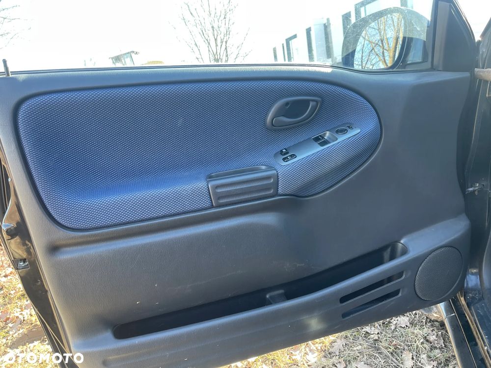 Suzuki Grand Vitara 1.6 Comfort Style - 19