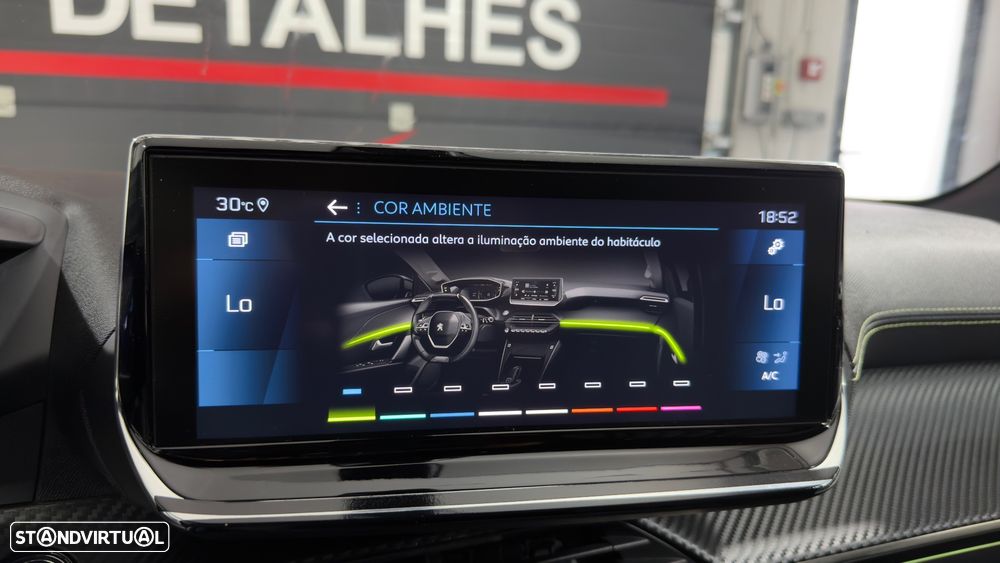 Peugeot 2008 PureTech 155 EAT8 GT - 31