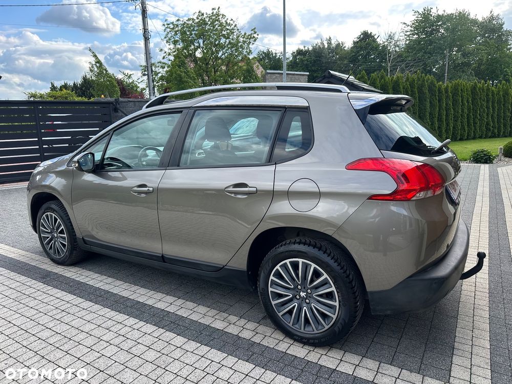Peugeot 2008 1.2 Pure Tech GPF Style - 14