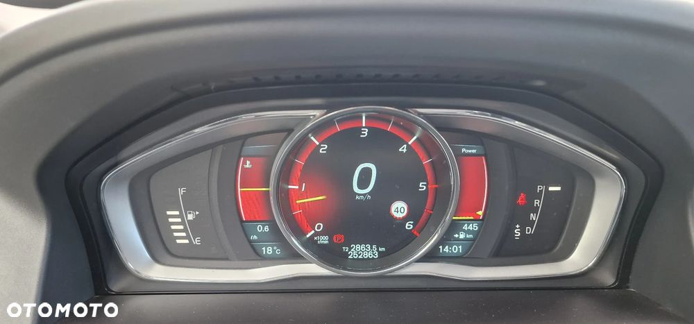 Volvo XC 60 D5 AWD Summum - 33