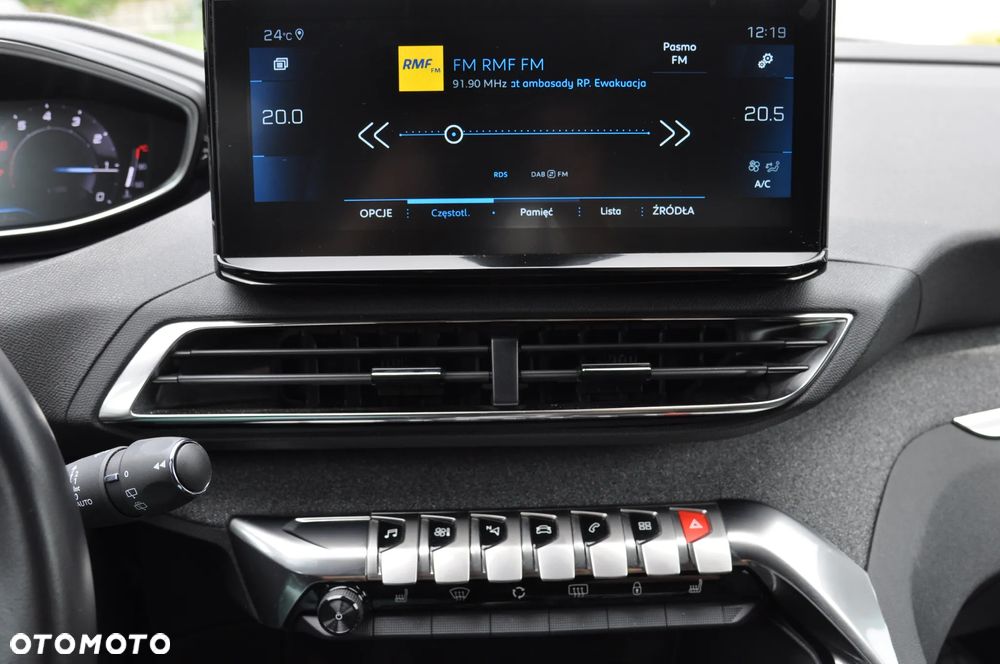 Peugeot 3008 1.2 PureTech Allure Pack S&S EAT8 - 28