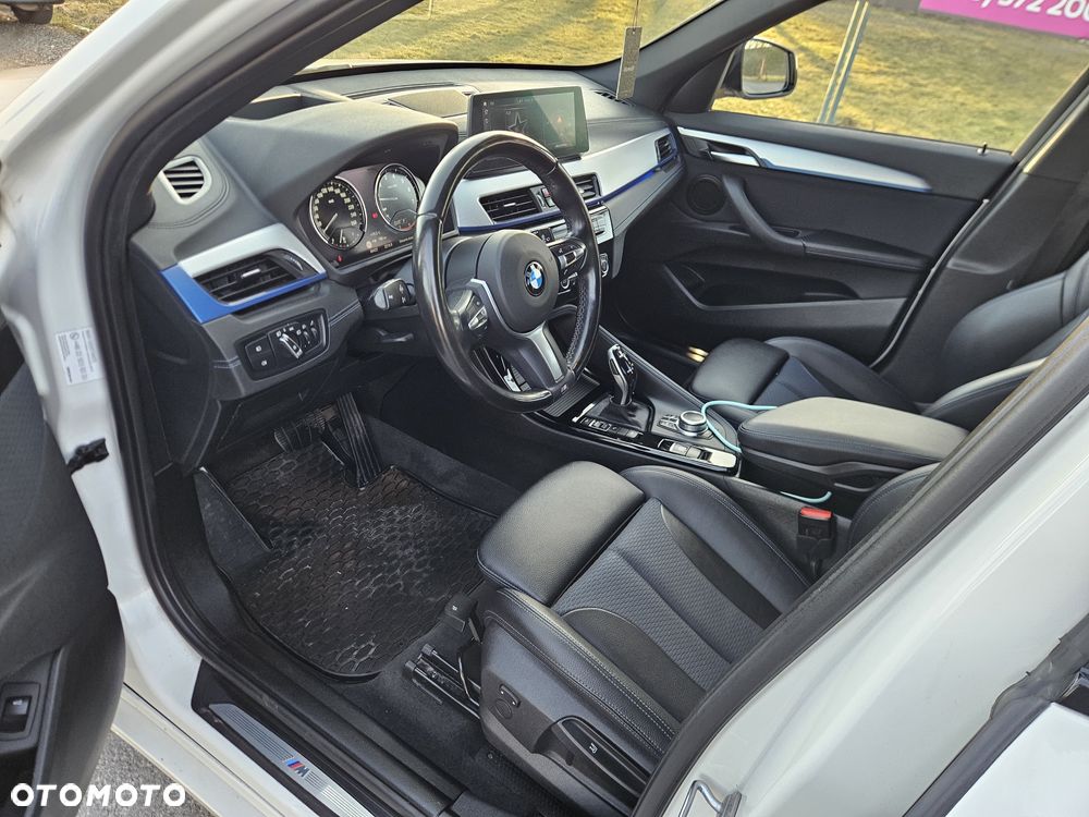 BMW X1 xDrive20i Sport Line sport - 11
