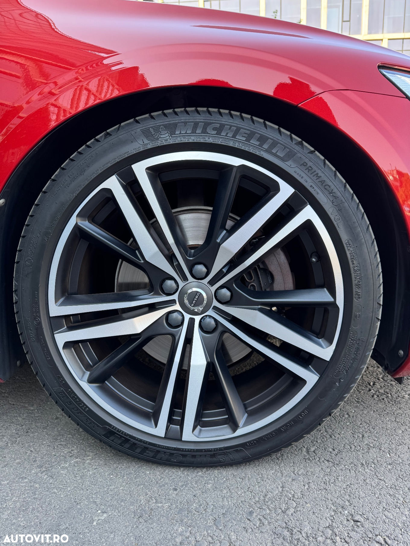Volvo S60 T4 R-Design - 9