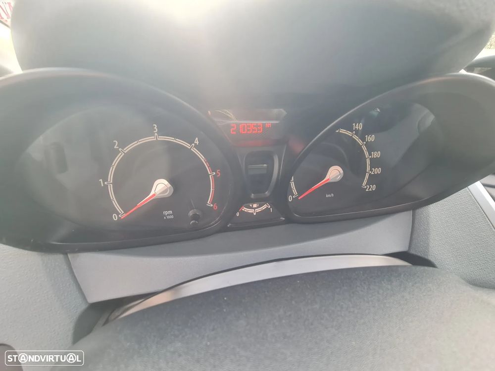 Ford Fiesta 1.4 TDCI Trend - 6