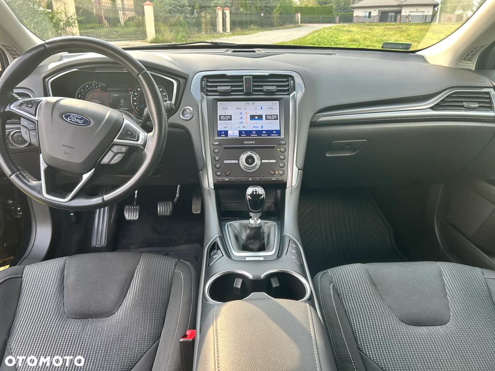 Ford Mondeo 2.0 EcoBlue Titanium - 11