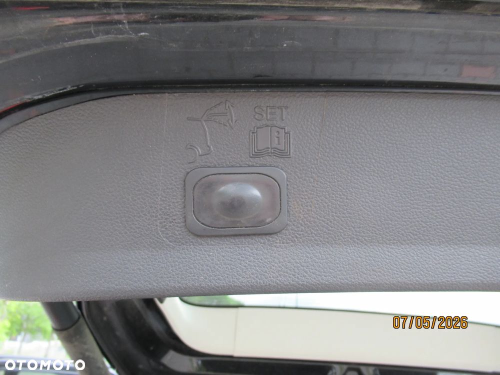 Ford Kuga 2.0 TDCi 4x4 Titanium - 17