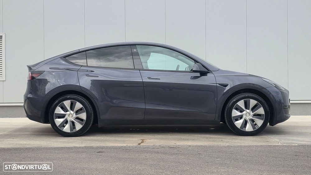 Tesla Model Y Standard - 5