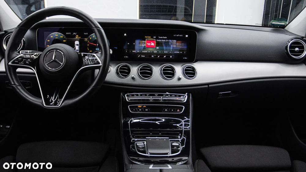 Mercedes-Benz Klasa E 300 Avantgarde - 16