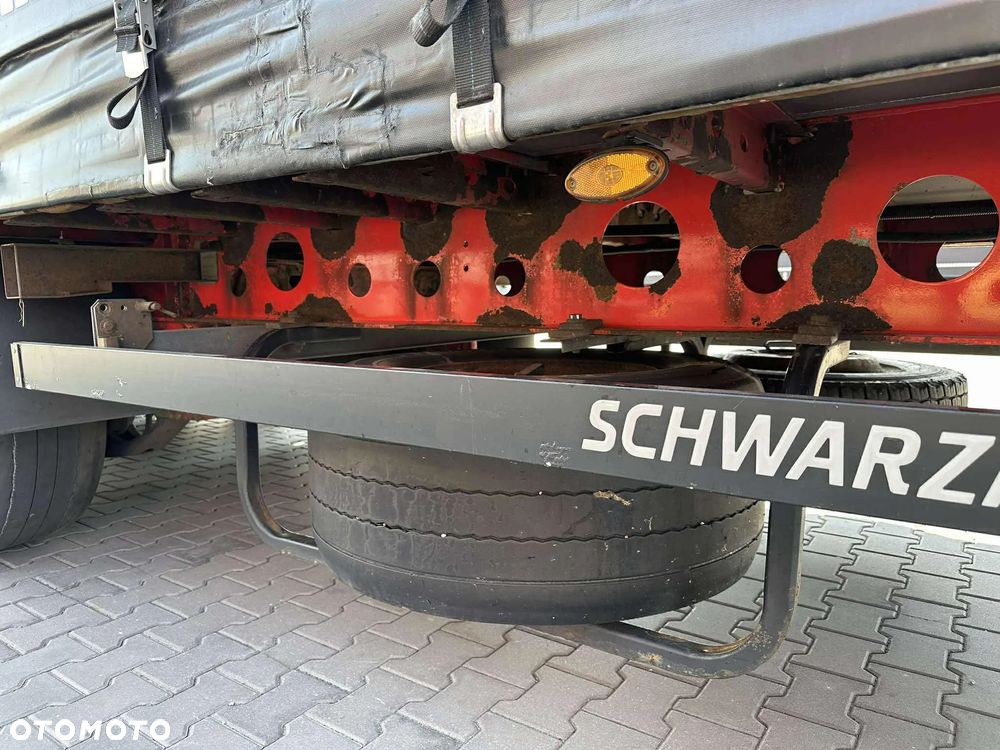 Schwarzmuller S1 - 17