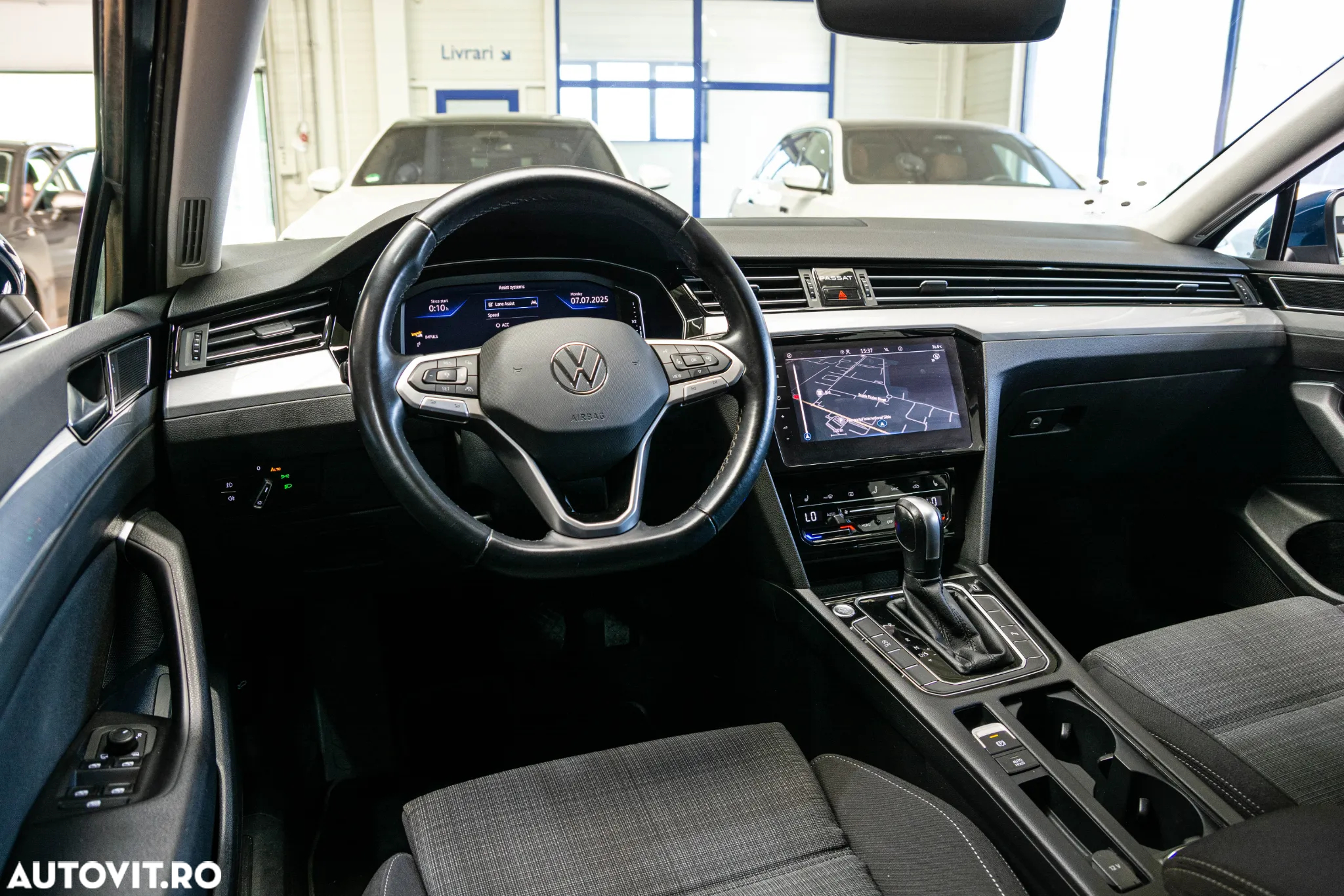 Volkswagen Passat Variant 2.0 TDI DSG Comfortline - 29