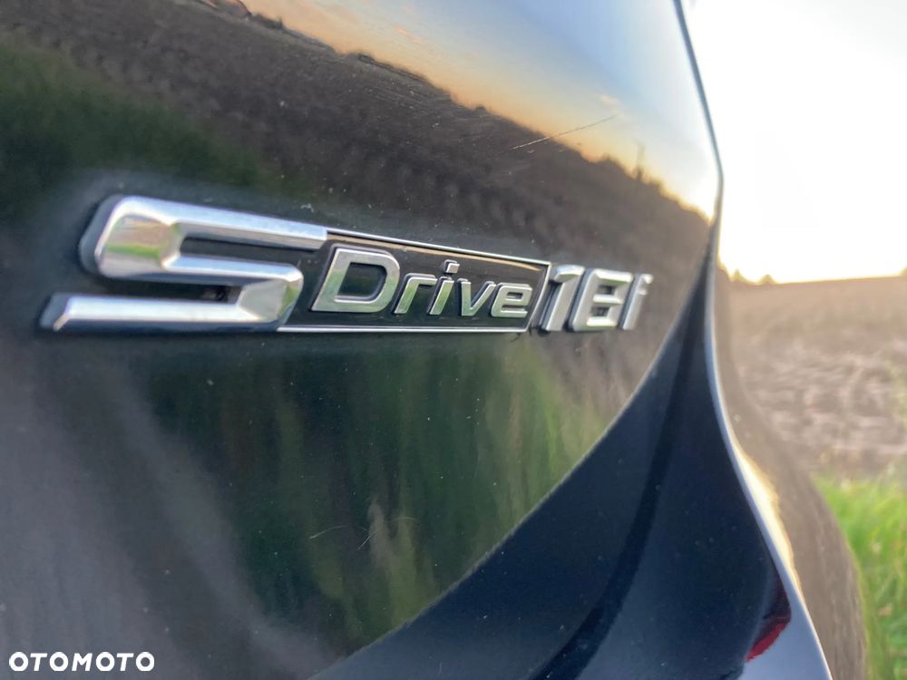 BMW X1 sDrive18i Advantage - 27