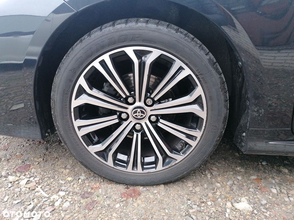 Toyota Corolla 1.8 Hybrid Comfort - 19