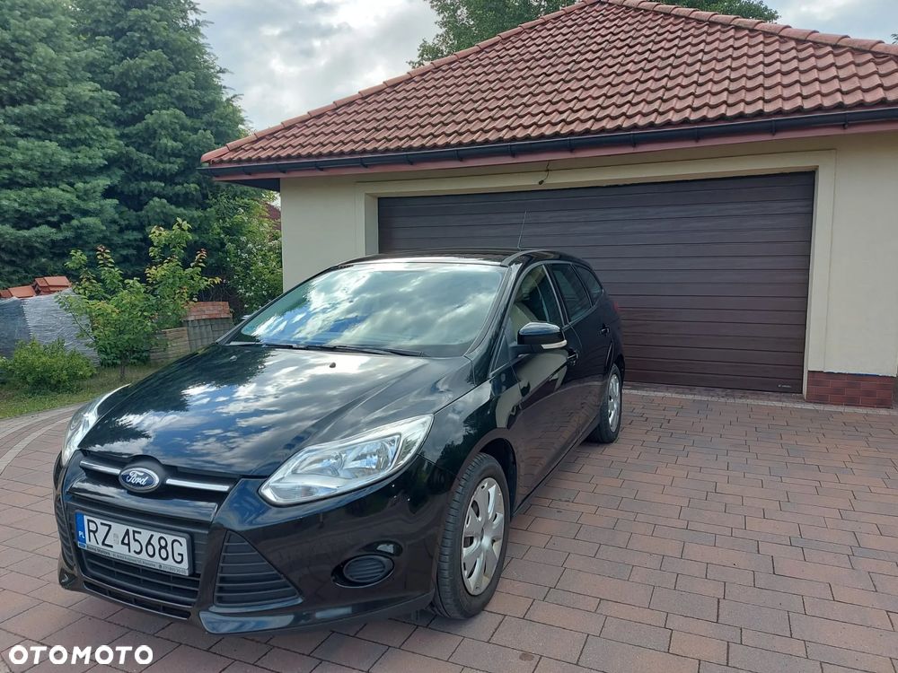 Ford Focus 1.6 Trend - 23