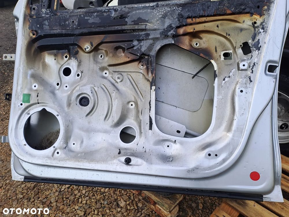 Skoda Rapid 5D HB drzwi klapa kod lakieru 9156 LA7W i inne - 12