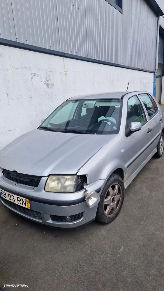 Salvado Volkswagen Polo (6N) de 2001 - 1