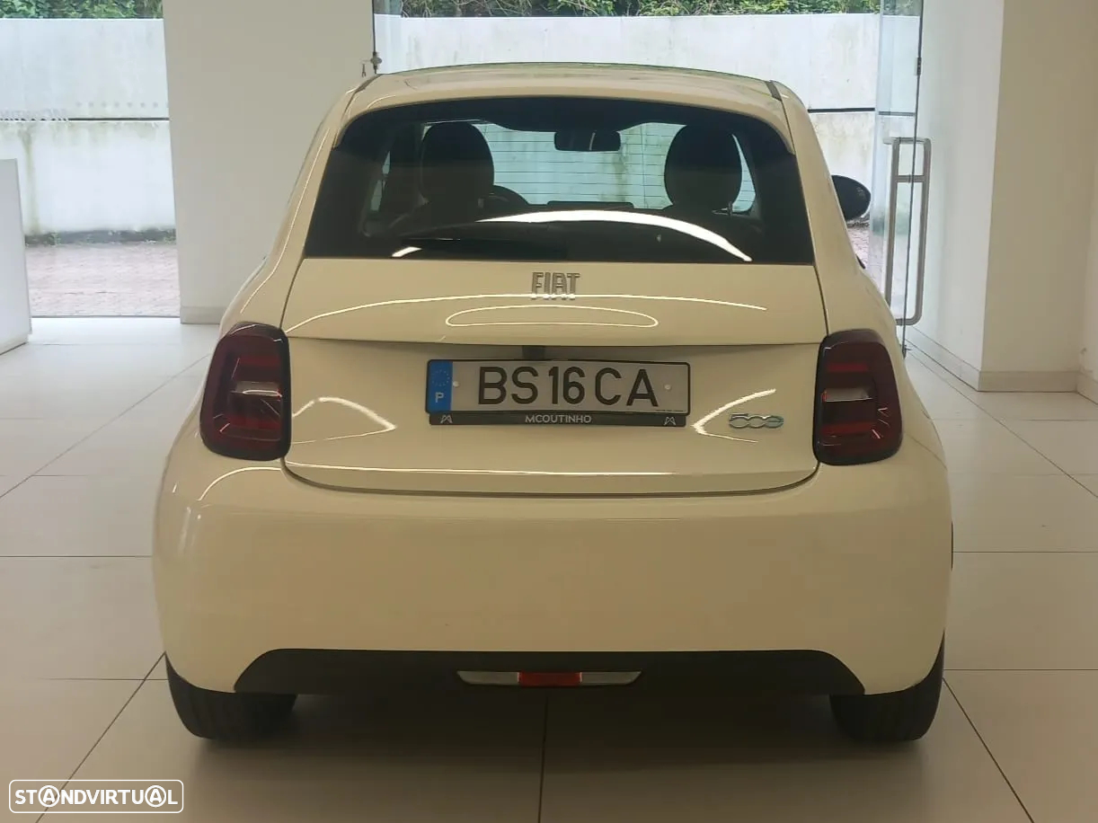 Fiat 500e (RED) - 5
