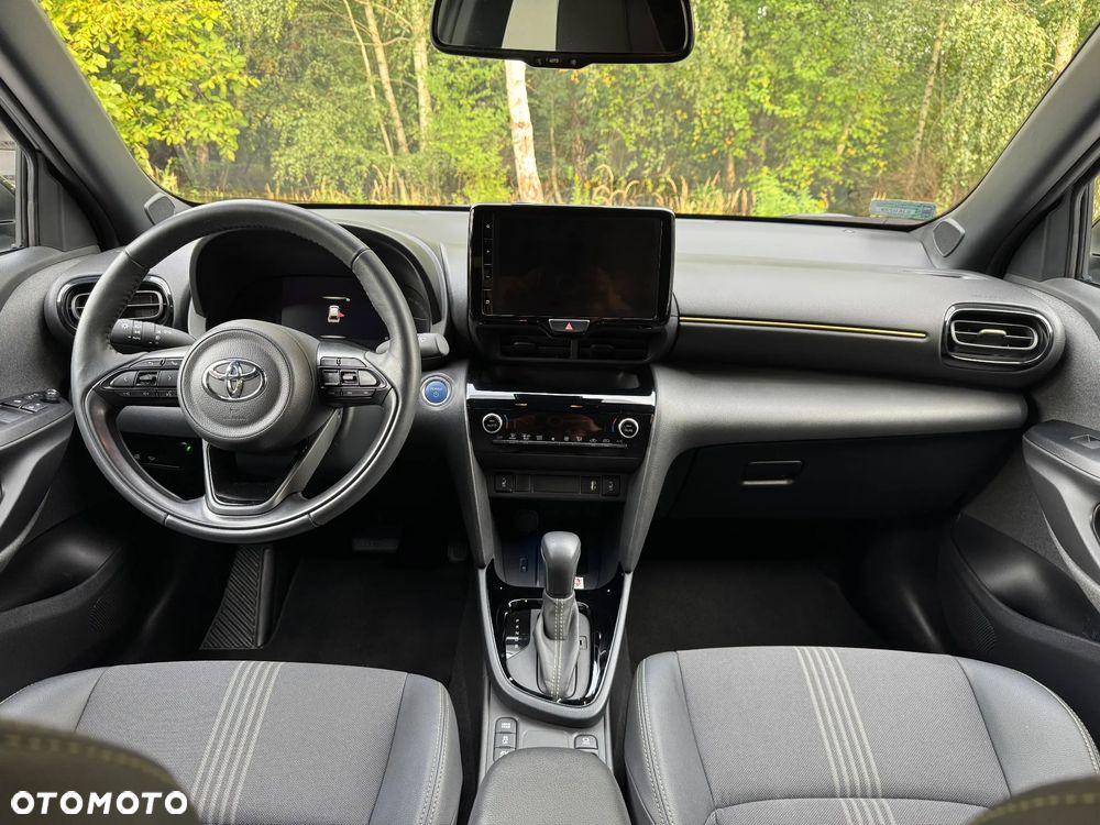 Toyota Yaris Cross Hybrid 1.5 Executive - 18