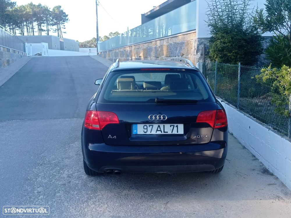 Audi A4 Avant 2.0 TDI - 7