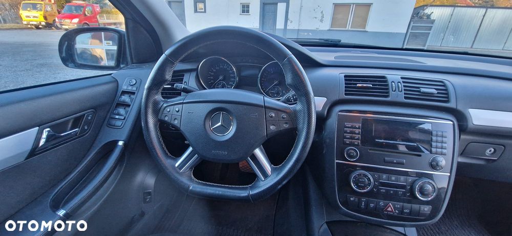 Mercedes-Benz Klasa R - 6