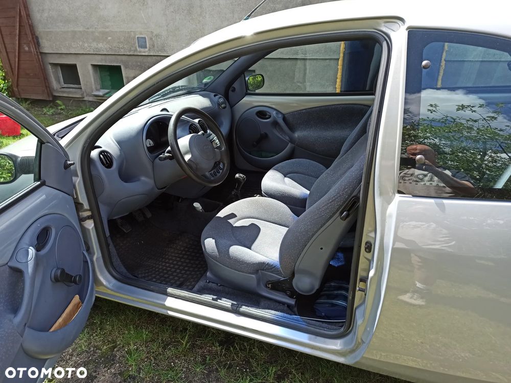 Ford KA 1.3 - 9