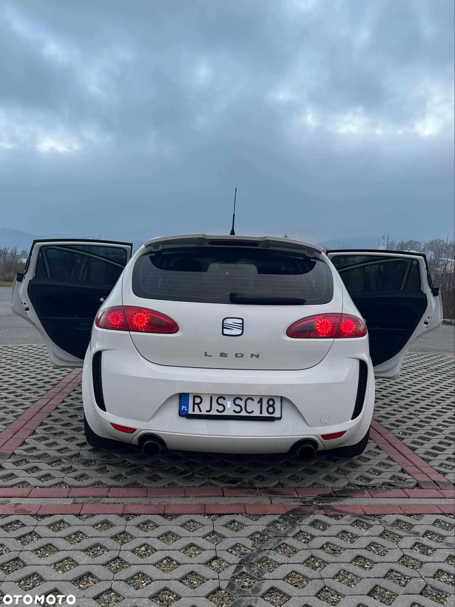 Seat Leon - 10