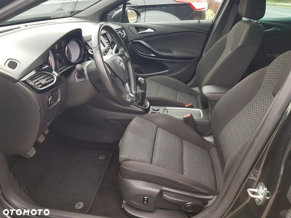 Opel Astra 1.4 Turbo Dynamic - 9