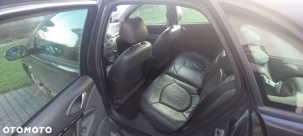 Citroën C5 HDi 135 Exclusive - 5