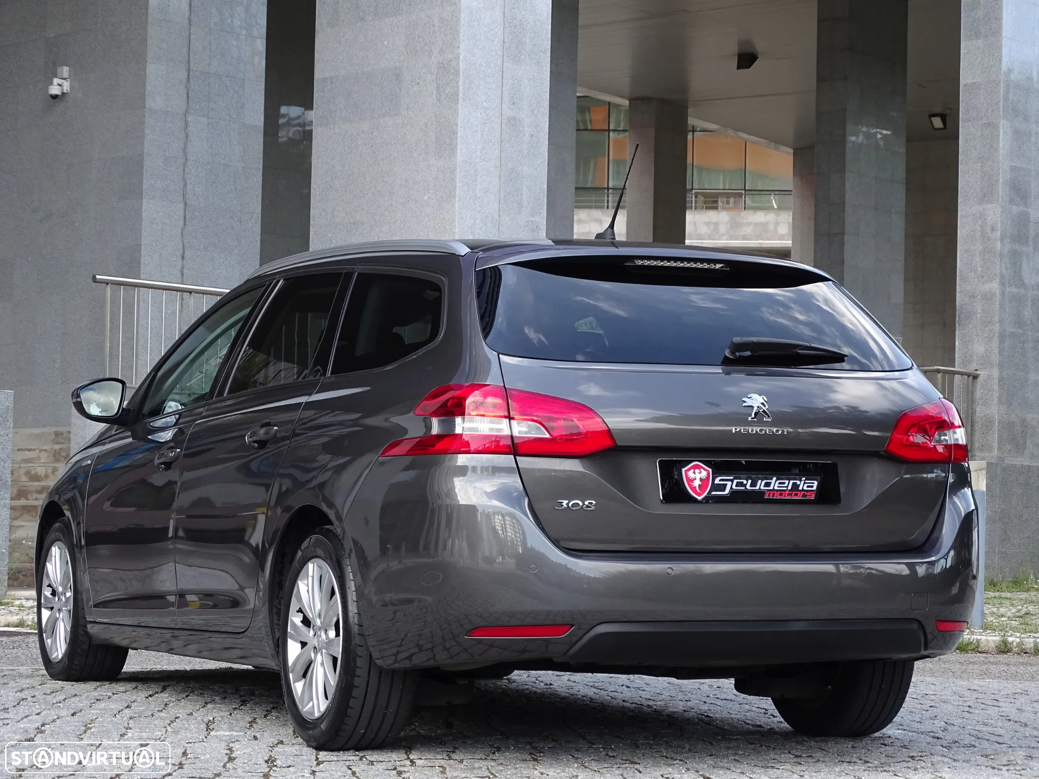 Peugeot 308 SW 1.5 BlueHDi Style - 4