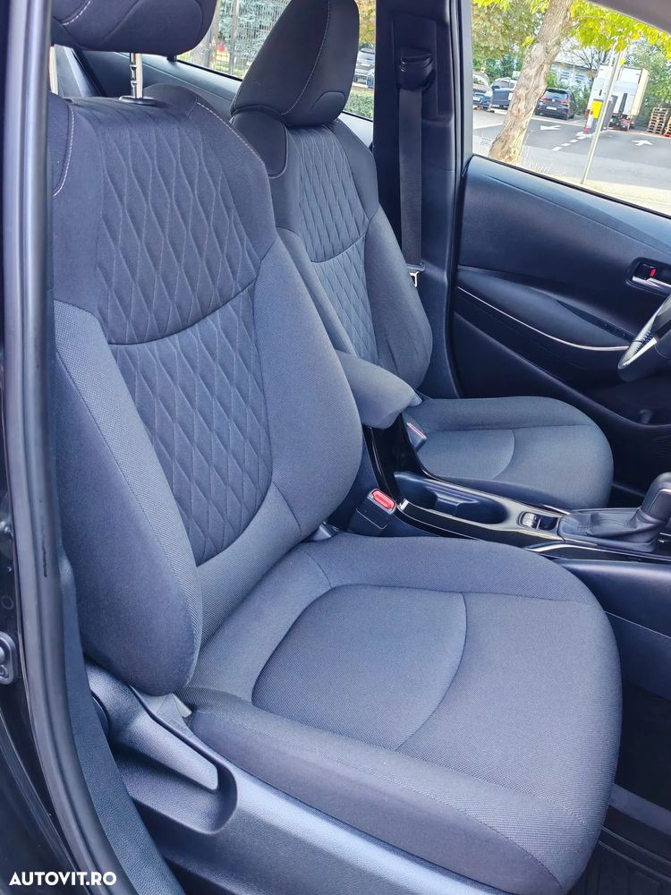Toyota Corolla 1.8 HSD Eco - 13