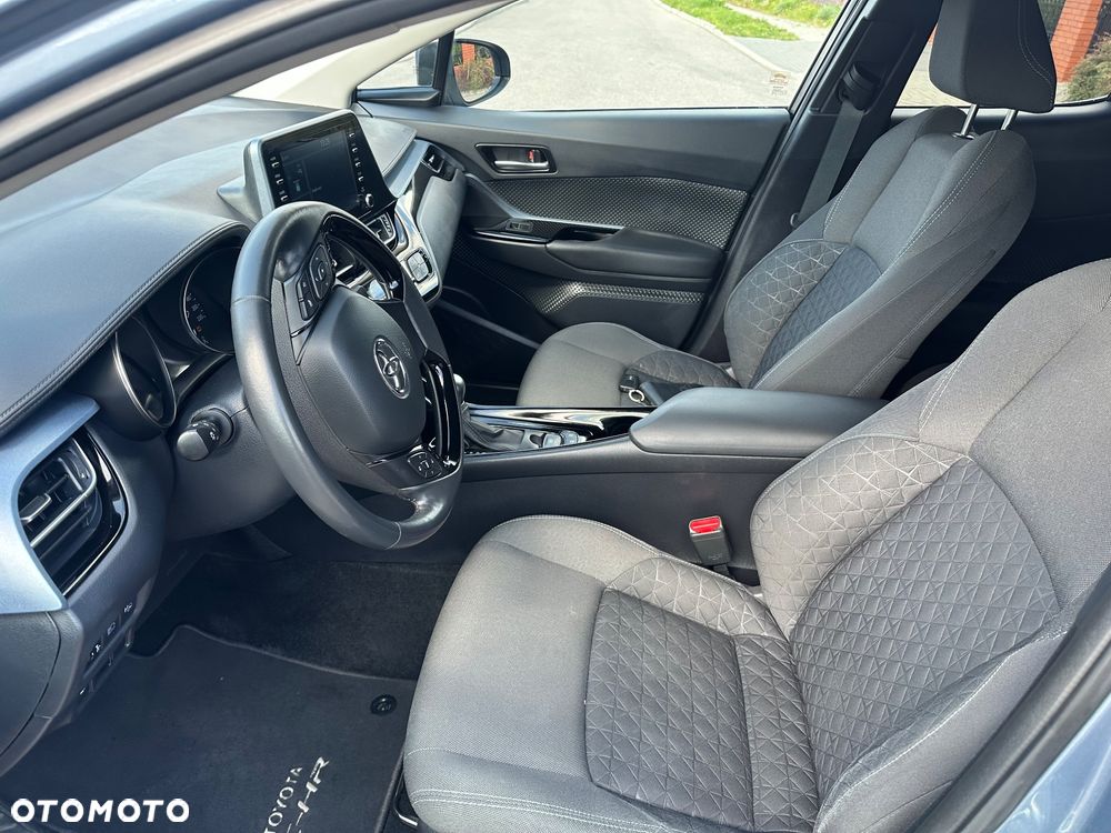 Toyota C-HR 1.8 Hybrid Executive - 17