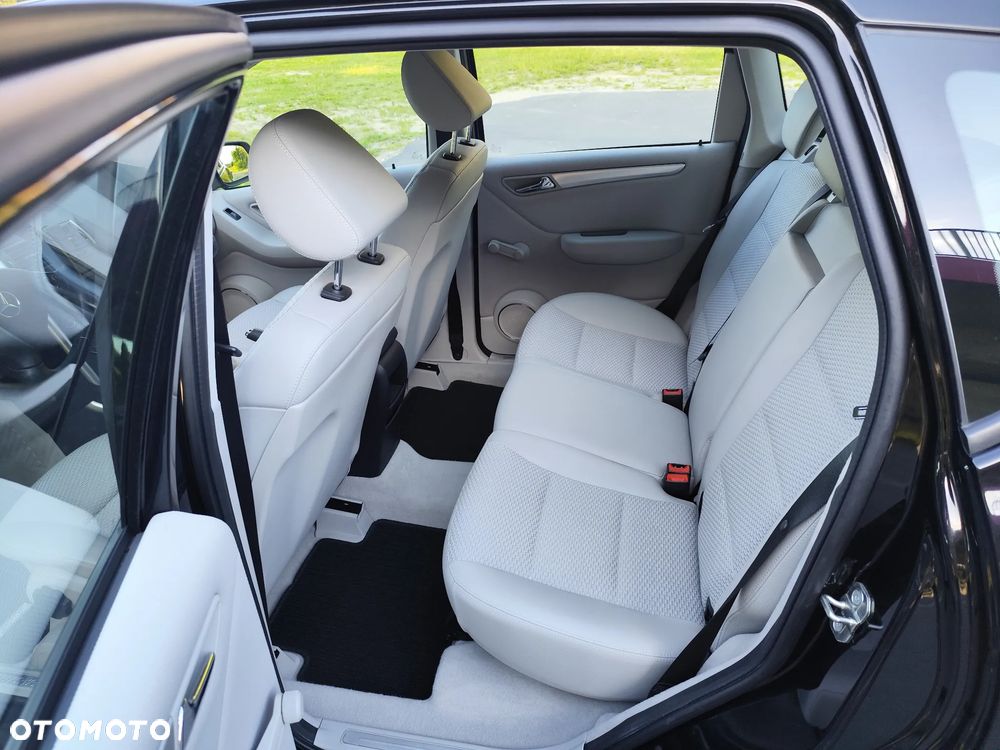 Mercedes-Benz Klasa A 170 BlueEFFICIENCY Elegance - 10
