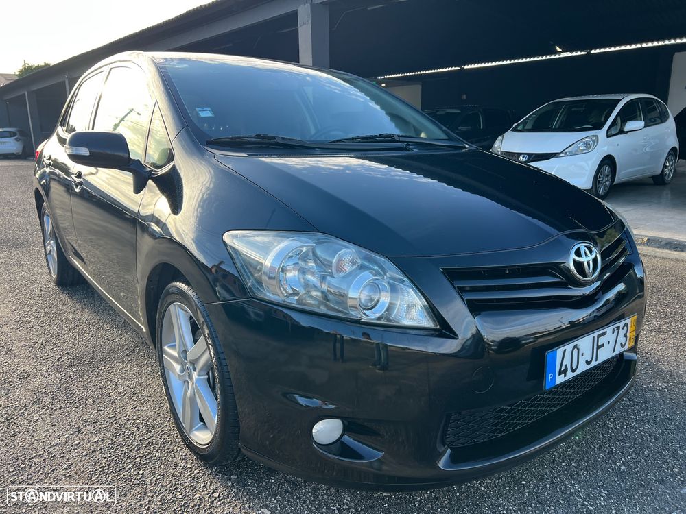 Toyota Auris 1.4 D-4D Exclusive +P.Sport+VSC - 37