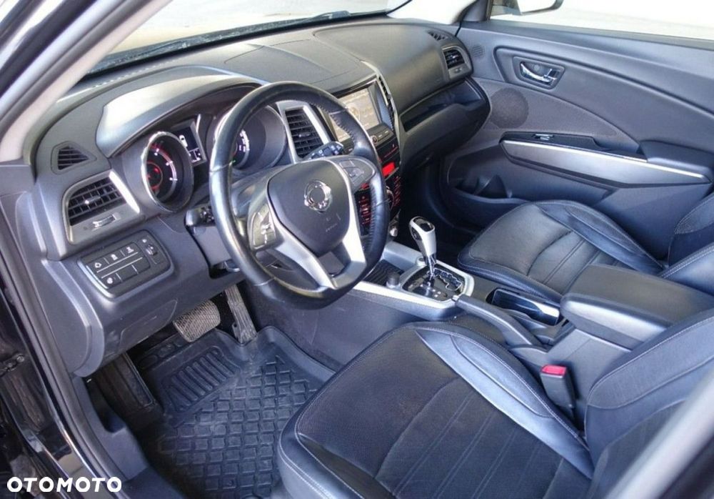 SsangYong/KGM Tivoli e-XDi 160 4WD Sapphire - 10