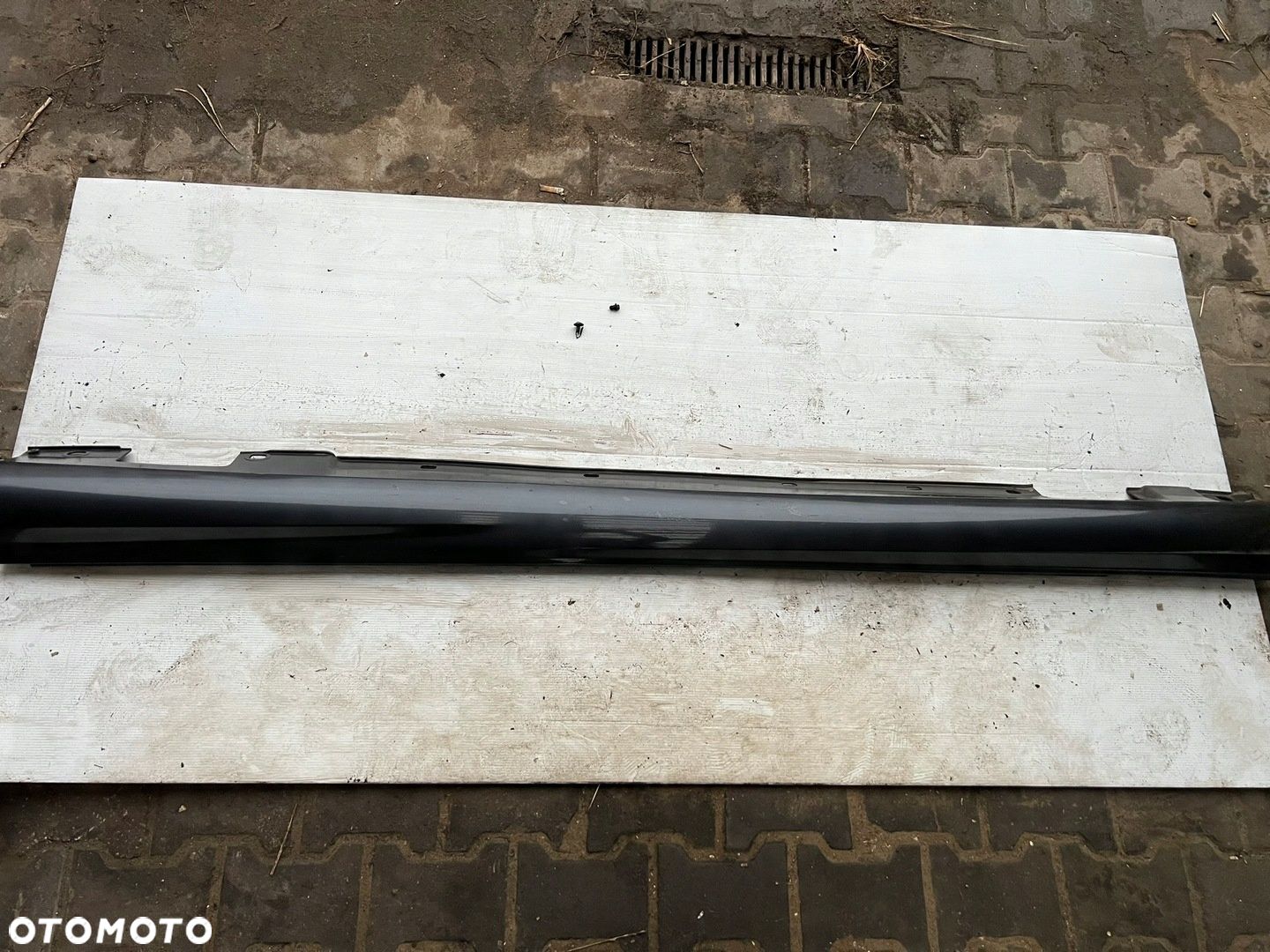 PRÓG LISTWA PROGOWA LEWA MERCEDES C W204 SEDAN KOMBI A2046981354 AMG - 1