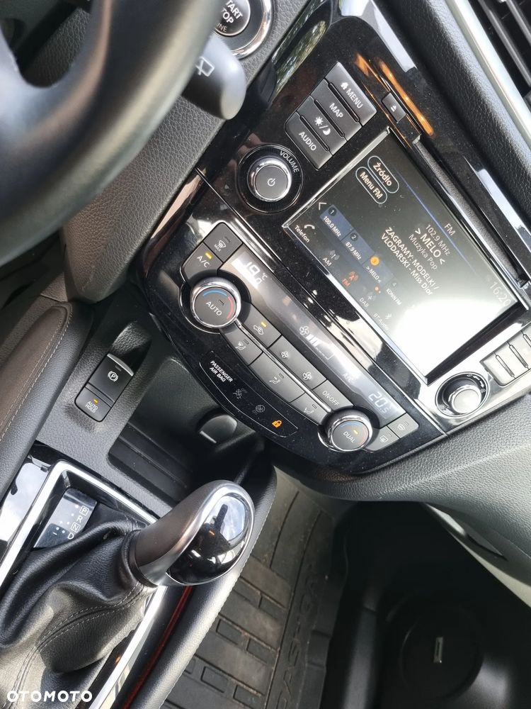Nissan Qashqai 1.7 dCi Xtronic ALL-MODE 4x4i TEKNA+ - 29