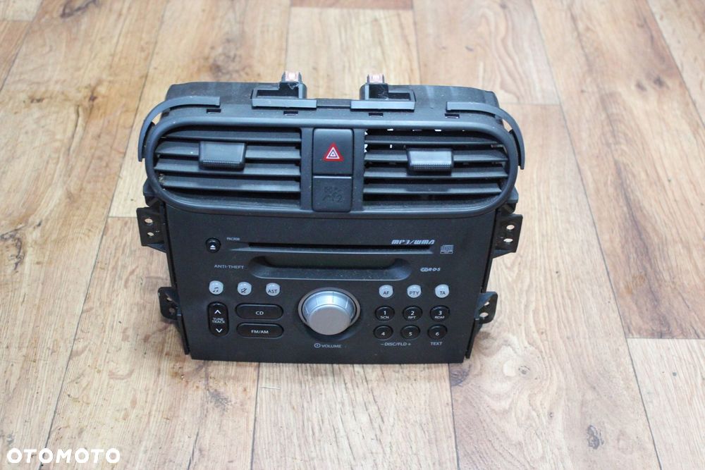 Radioodtwarzacz Radio Opel Agila B - 1