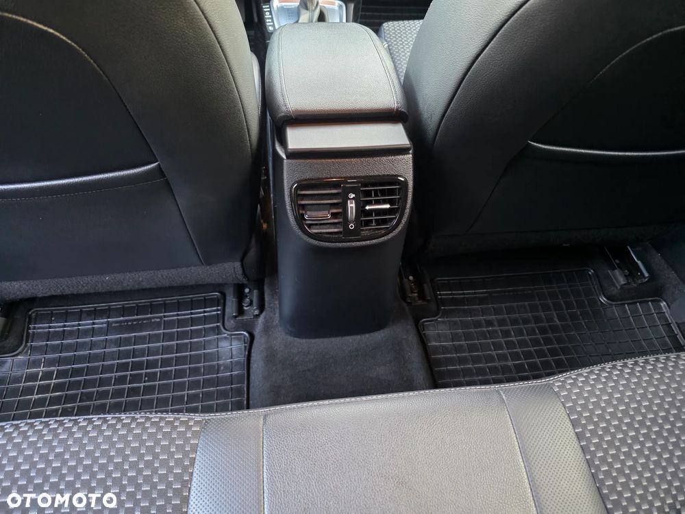 Kia XCeed 1.4 T-GDI L Business Line DCT - 22