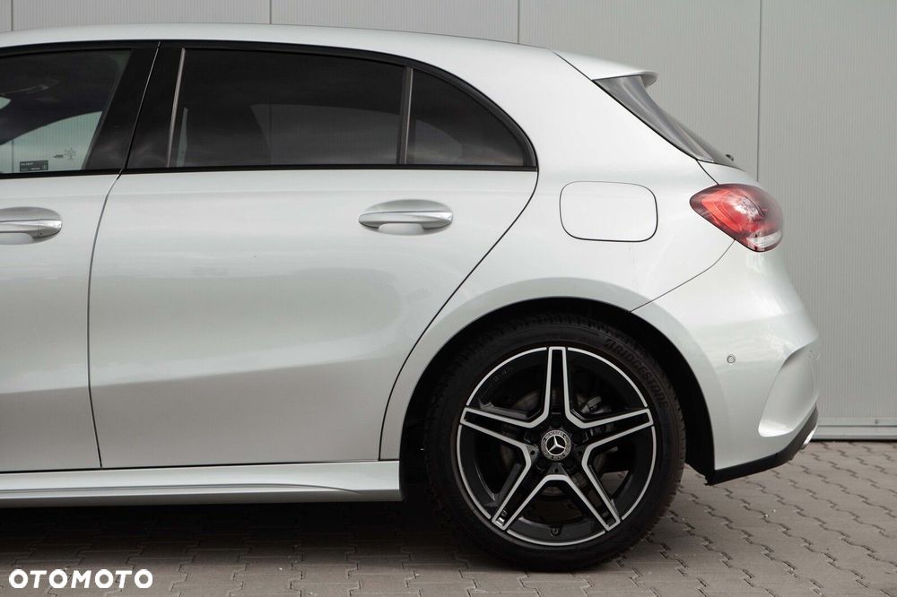 Mercedes-Benz Klasa A 180 AMG Line 7G-DCT - 15