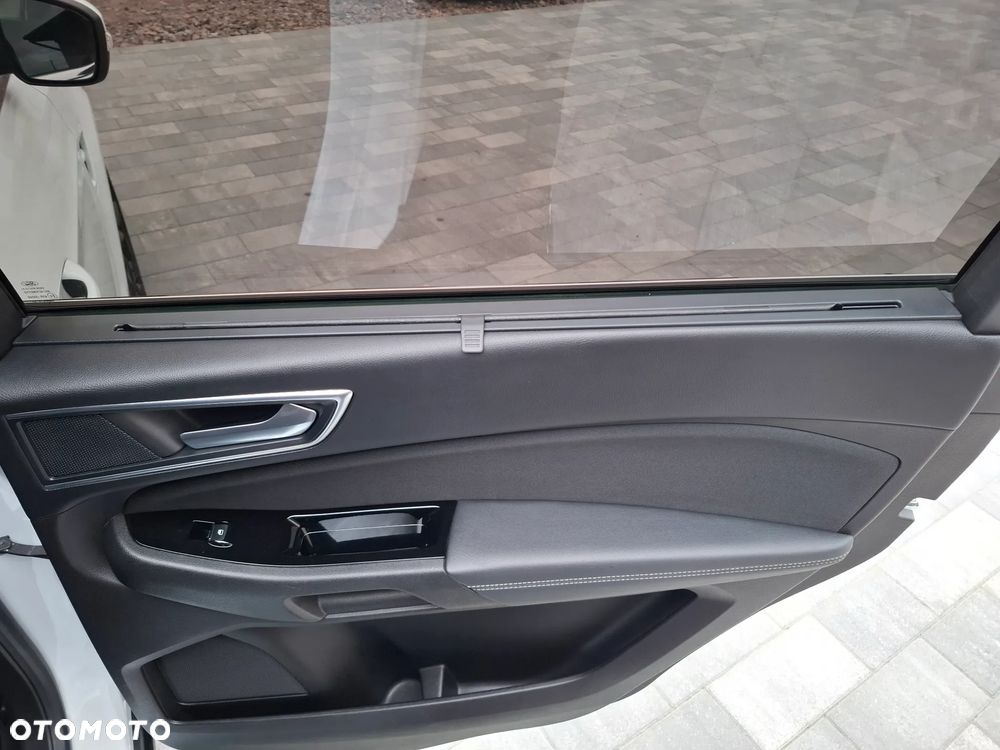 Ford S-Max 2.0 TDCi Titanium PowerShift - 18