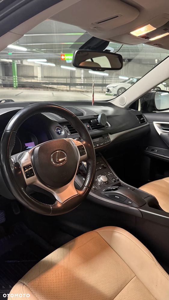 Lexus CT 200h Comfort - 9