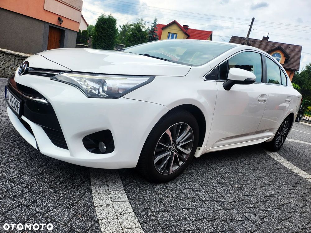 Toyota Avensis - 13