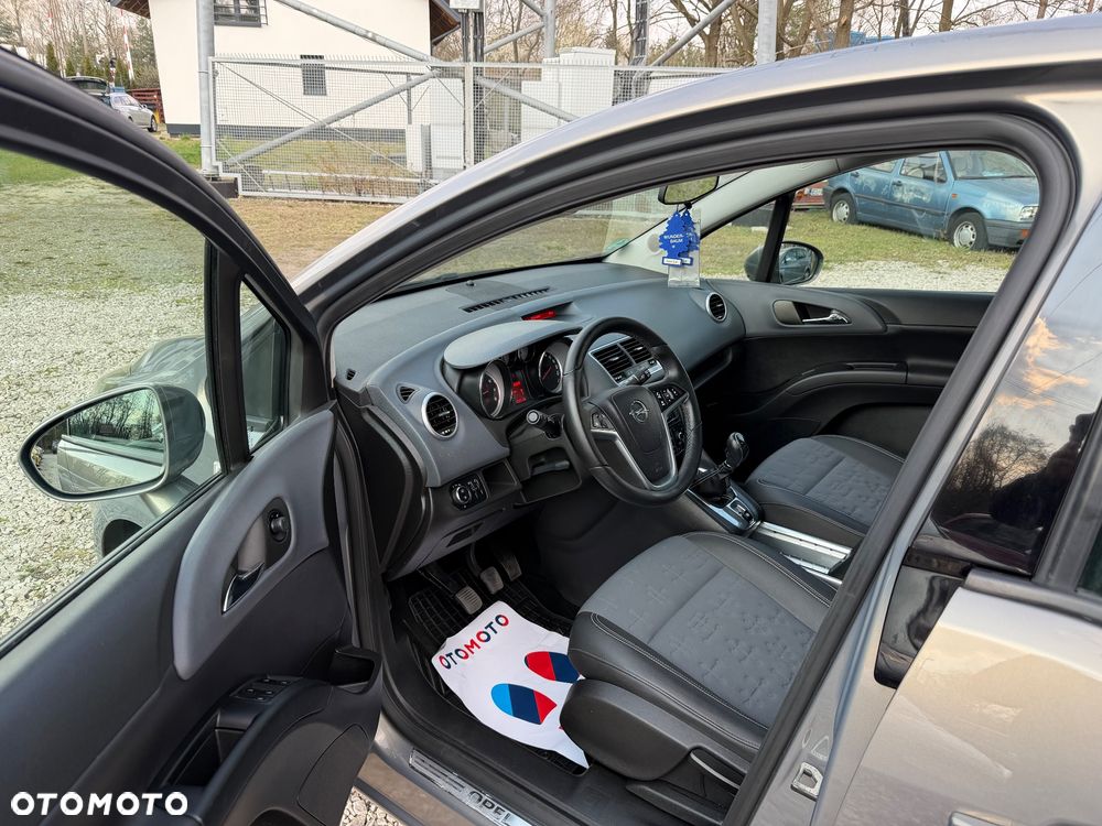 Opel Meriva 1.4 T Cosmo - 11