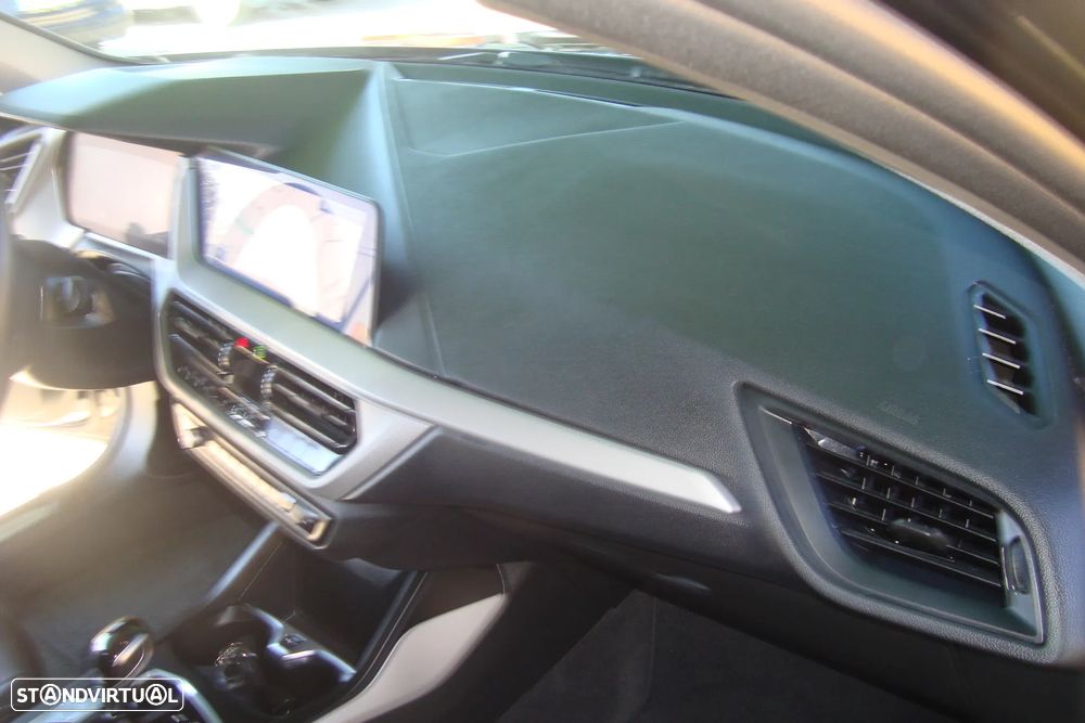 BMW 118 i Line Sport Auto - 27
