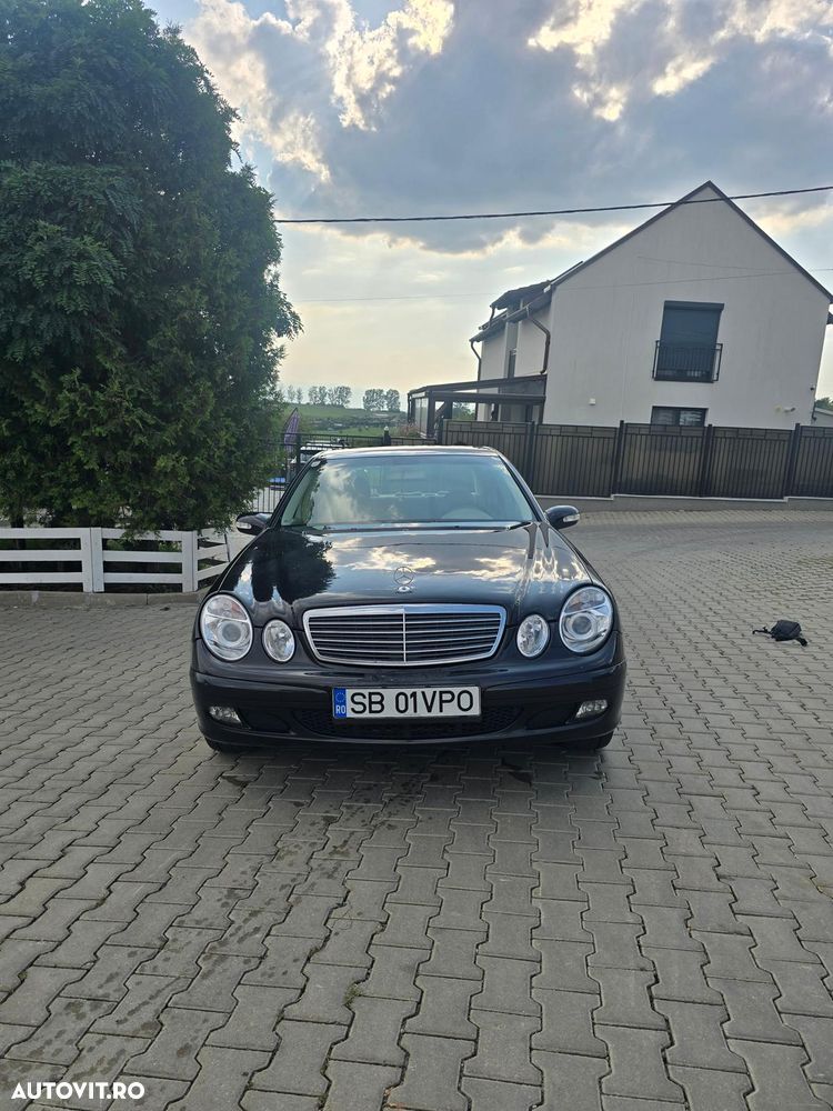 Mercedes-Benz E 200 CDI - 1