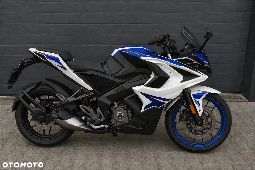 Bajaj Pulsar - 1