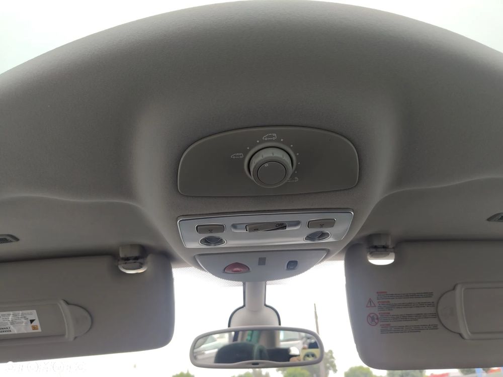 Renault Espace 2.0 dCi 150 FAP Edition 25th - 34