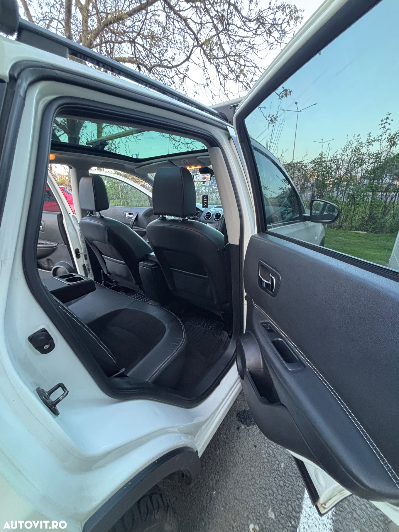 Nissan Qashqai 1.6 DCI TEKNA - 24