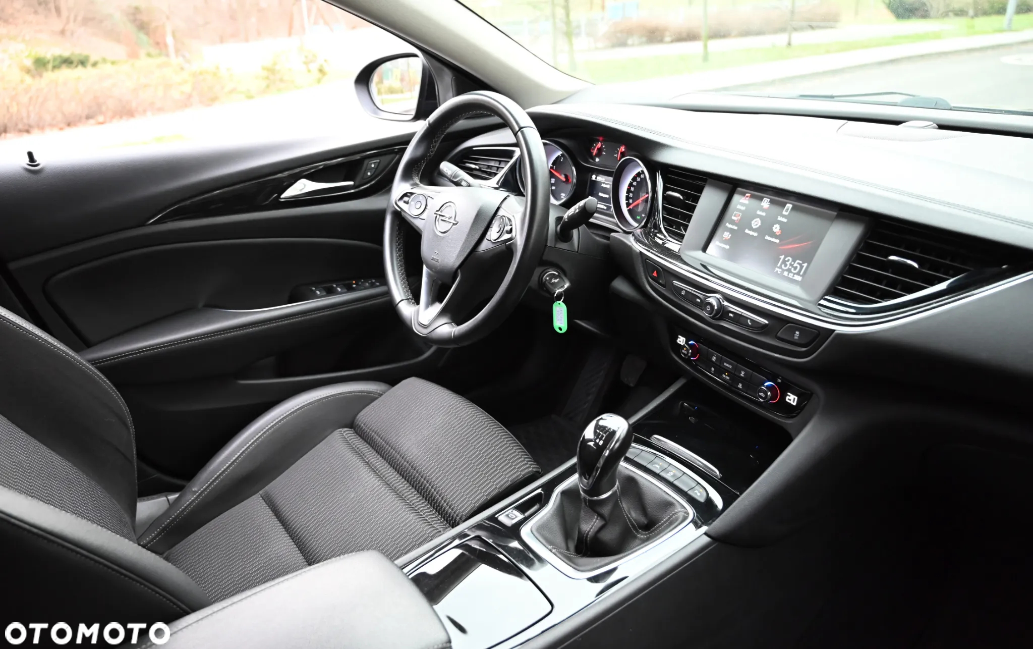 Opel Insignia - 26
