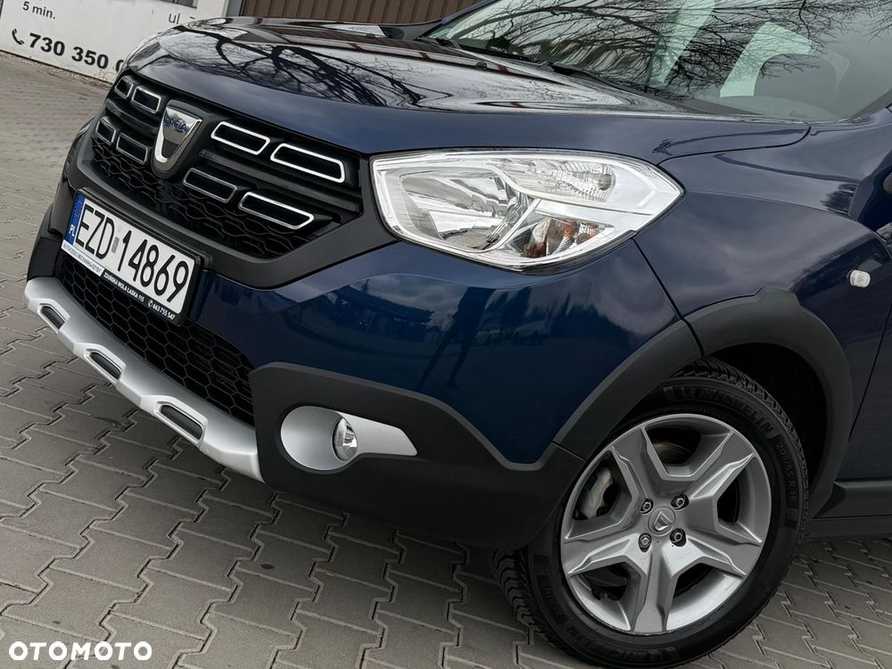 Dacia Lodgy TCe 115 Stepway - 3