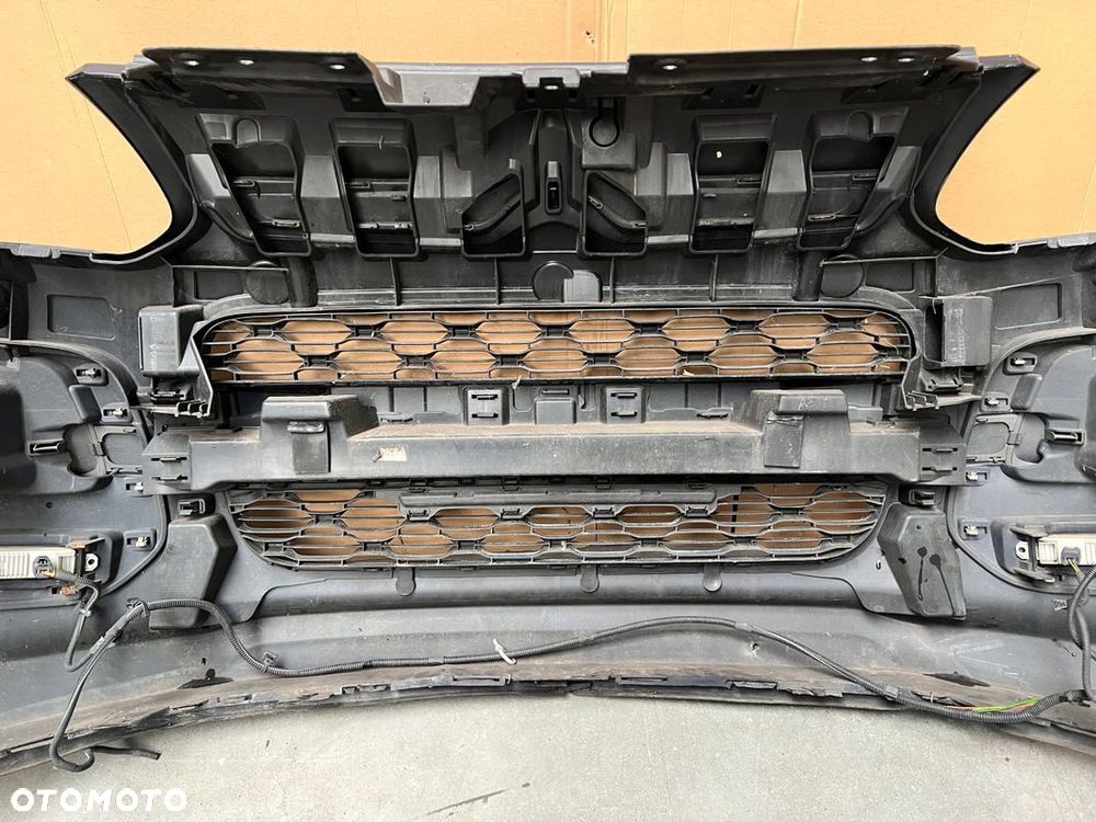 ZDERZAK PRZÓD przedni CITROEN C3 PICASSO LIFT Kod lakieru: EKUD LED - 8